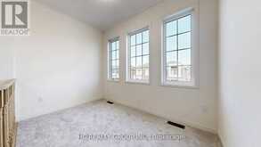 156 HARTNEY DRIVE | Richmond Hill Ontario | Slide Image Nineteen