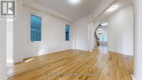 156 HARTNEY DRIVE | Richmond Hill Ontario | Slide Image Eight