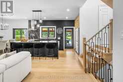 261 PINETREE WAY | Mississauga Ontario | Slide Image Six