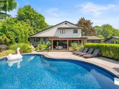 261 PINETREE WAY Mississauga Ontario, L5G 2R4
