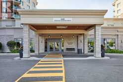 511 - 440 WILLIAM GRAHAM DRIVE | Aurora Ontario | Slide Image One