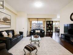 312 - 39 FERNDALE DRIVE S Barrie Ontario, L4N 5T5