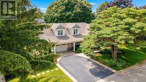 330 CAMELOT COURT | Burlington Ontario | Slide Image One
