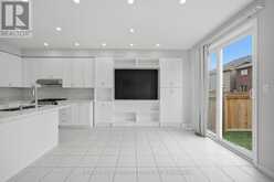 570 WINDFIELDS FARM DRIVE | Oshawa Ontario | Slide Image Nine