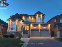 411 HOOVER PARK DRIVE Whitchurch-Stouffville Ontario, L4A 1P4