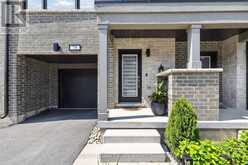 76 WINDTREE WAY | Halton Hills Ontario | Slide Image Three