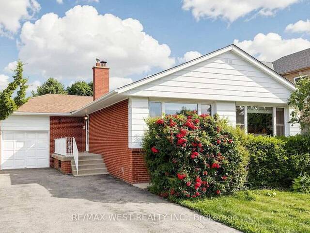 32 ALLONSIUS DRIVE Toronto Ontario, M9C 3N5 - 6 Bedrooms Home For Sale