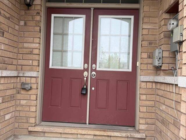 98 DAVENFIELD CIRCLE Brampton Ontario, L6P 4M1 - 5 Bedrooms Home For Sale