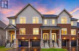 102 LYALL STOKES CIRCLE | East Gwillimbury Ontario | Slide Image One