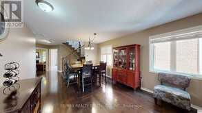 482 GRANT WAY | Milton Ontario | Slide Image Three