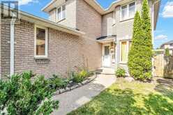 72 SHORT CRESCENT | Clarington Ontario | Slide Image Four
