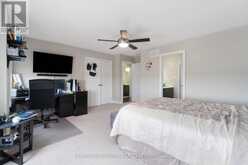 25 PEAR BLOSSOM WAY | East Gwillimbury Ontario | Slide Image Thirty-five