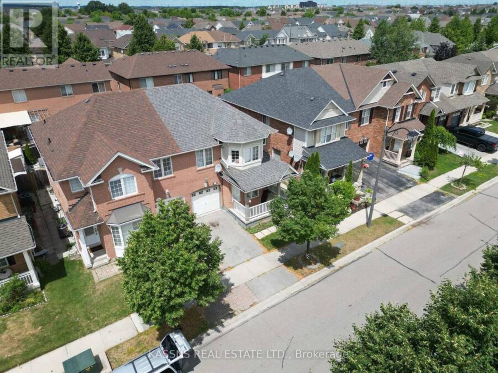 718 IRVING TERRACE, Milton, Ontario L9T 6H3