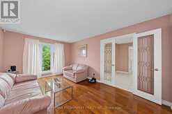 2 CRESTHAVEN DRIVE | Hamilton Ontario | Slide Image Sixteen