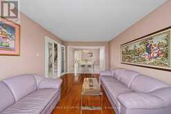 2 CRESTHAVEN DRIVE | Hamilton Ontario | Slide Image Seventeen