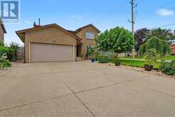2 CRESTHAVEN DRIVE | Hamilton Ontario | Slide Image Two