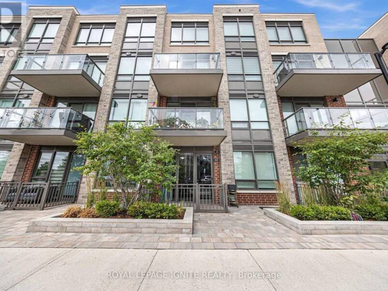 152 - 65 ATTMAR DRIVE, Brampton, Ontario L6P 0Y6