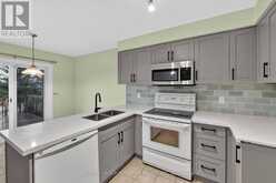 32 SUNDEW DRIVE | Barrie Ontario | Slide Image Twenty-one