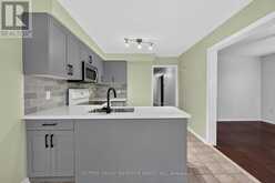 32 SUNDEW DRIVE | Barrie Ontario | Slide Image Fifteen