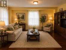 32 SUNDEW DRIVE | Barrie Ontario | Slide Image Nine