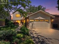 29 MANSFIELD STREET Brampton Ontario, L6S 2X8