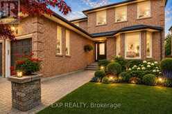 16 WAINWRIGHT AVENUE | Richmond Hill Ontario | Slide Image Three