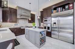 6811 14TH AVENUE | Markham Ontario | Slide Image Sixteen