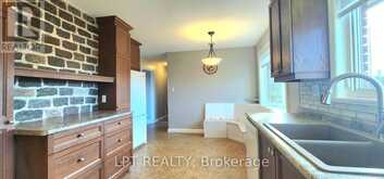 585 MAPLEVIEW DRIVE E | Barrie Ontario | Slide Image Eleven