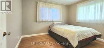 585 MAPLEVIEW DRIVE E | Barrie Ontario | Slide Image Twenty-one