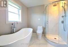 585 MAPLEVIEW DRIVE E | Barrie Ontario | Slide Image Twenty-three