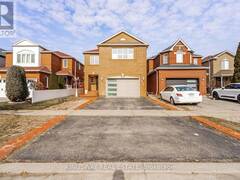 891 STONEBRIDGE AVENUE Mississauga Ontario, L5V 2L3