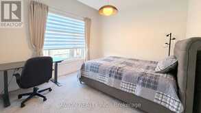 76 MAPLE FIELDS CIRCLE | Aurora Ontario | Slide Image Sixteen