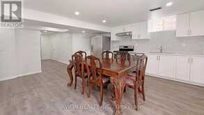 76 MAPLE FIELDS CIRCLE | Aurora Ontario | Slide Image Twenty-four