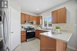 56 LAURENTIDE CRESCENT | Brampton Ontario | Slide Image Fifteen