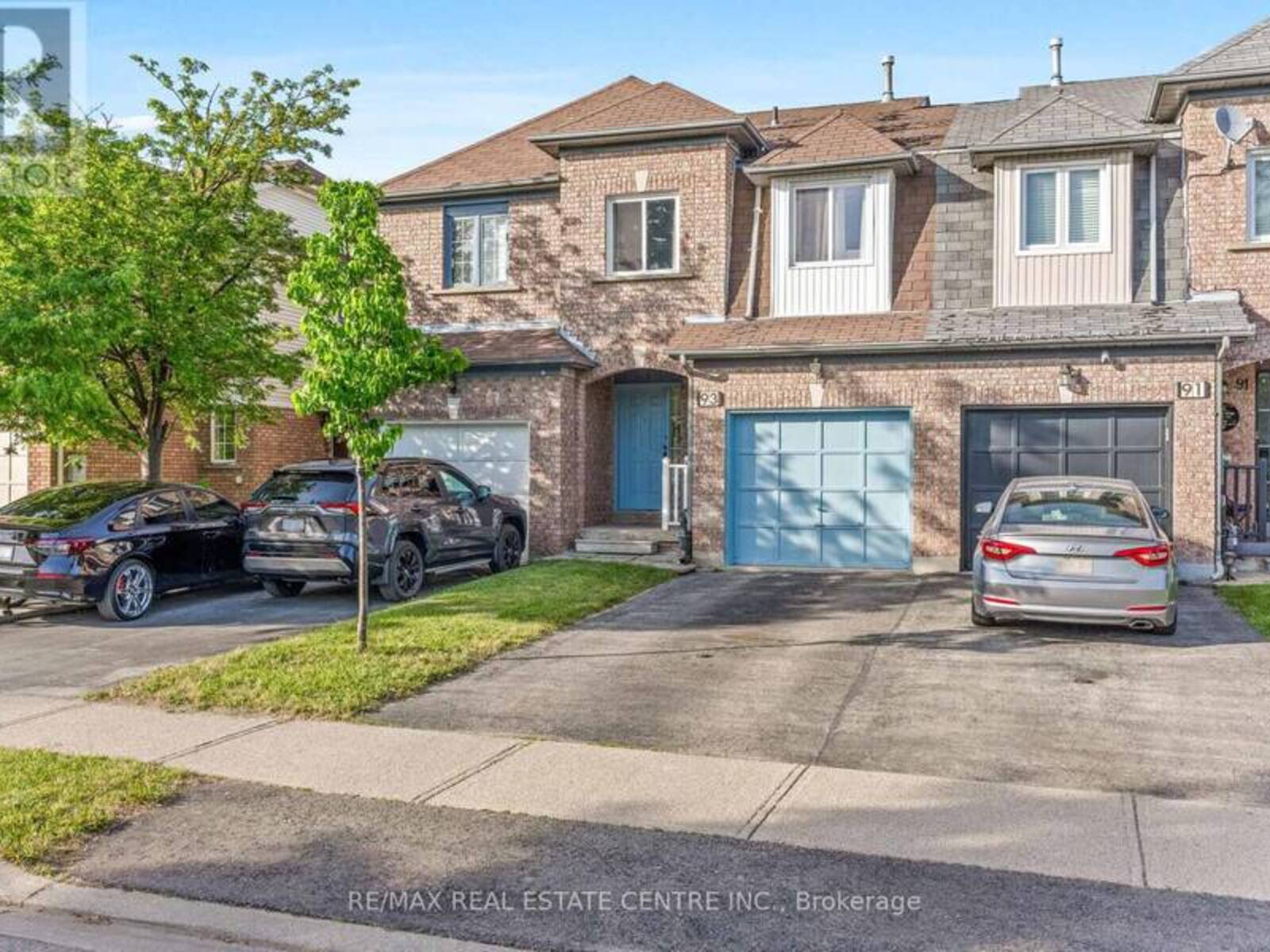93 URAL CIRCLE, Brampton, Ontario L6R 1H2