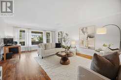 16 CHERRY POST CRESCENT | Toronto Ontario | Slide Image Nine