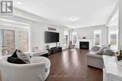 235 FERRAGINE CRESCENT | Bradford West Gwillimbury Ontario | Slide Image Six
