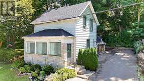 341 COTTER STREET | Newmarket Ontario | Slide Image Two