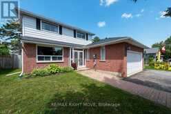 55 LAURENTIAN LANE | Orillia Ontario | Slide Image Two