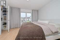 97 MUGFORD ROAD | Aurora Ontario | Slide Image Fifteen
