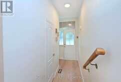 97 MUGFORD ROAD | Aurora Ontario | Slide Image Four