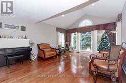 1 ELDERWOOD DRIVE | Richmond Hill Ontario | Slide Image Three