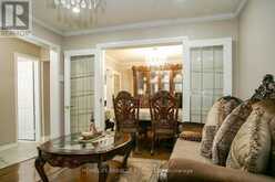 81 NARROW VALLEY CRESCENT | Brampton Ontario | Slide Image Eight