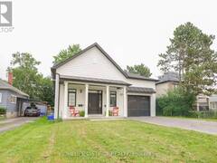 127 GIBBONS STREET Oshawa Ontario, L1J 4Y1