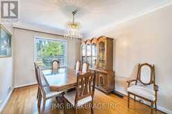 53 FOXRUN AVENUE | Toronto Ontario | Slide Image Twelve
