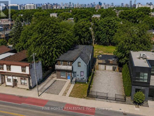 318 DUFFERIN STREET Toronto Ontario, M6K 1Z6 - 3 Bedrooms Home For Sale
