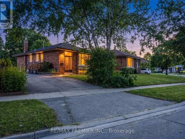 35 BARKWIN DRIVE Toronto Ontario, M9V 2W4 - 5 Bedrooms Home For Sale