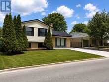 653 STEEPLECHASE DRIVE | London Ontario | Slide Image Nine