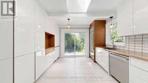 57 SUMNER HEIGHTS DRIVE | Toronto Ontario | Slide Image Twelve