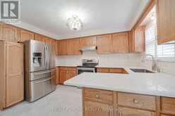 2 LAPWORTH CRESCENT | Toronto Ontario | Slide Image Eleven